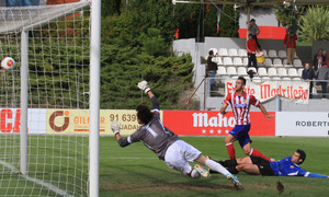 Rubén Mesa contra el Peña Sport